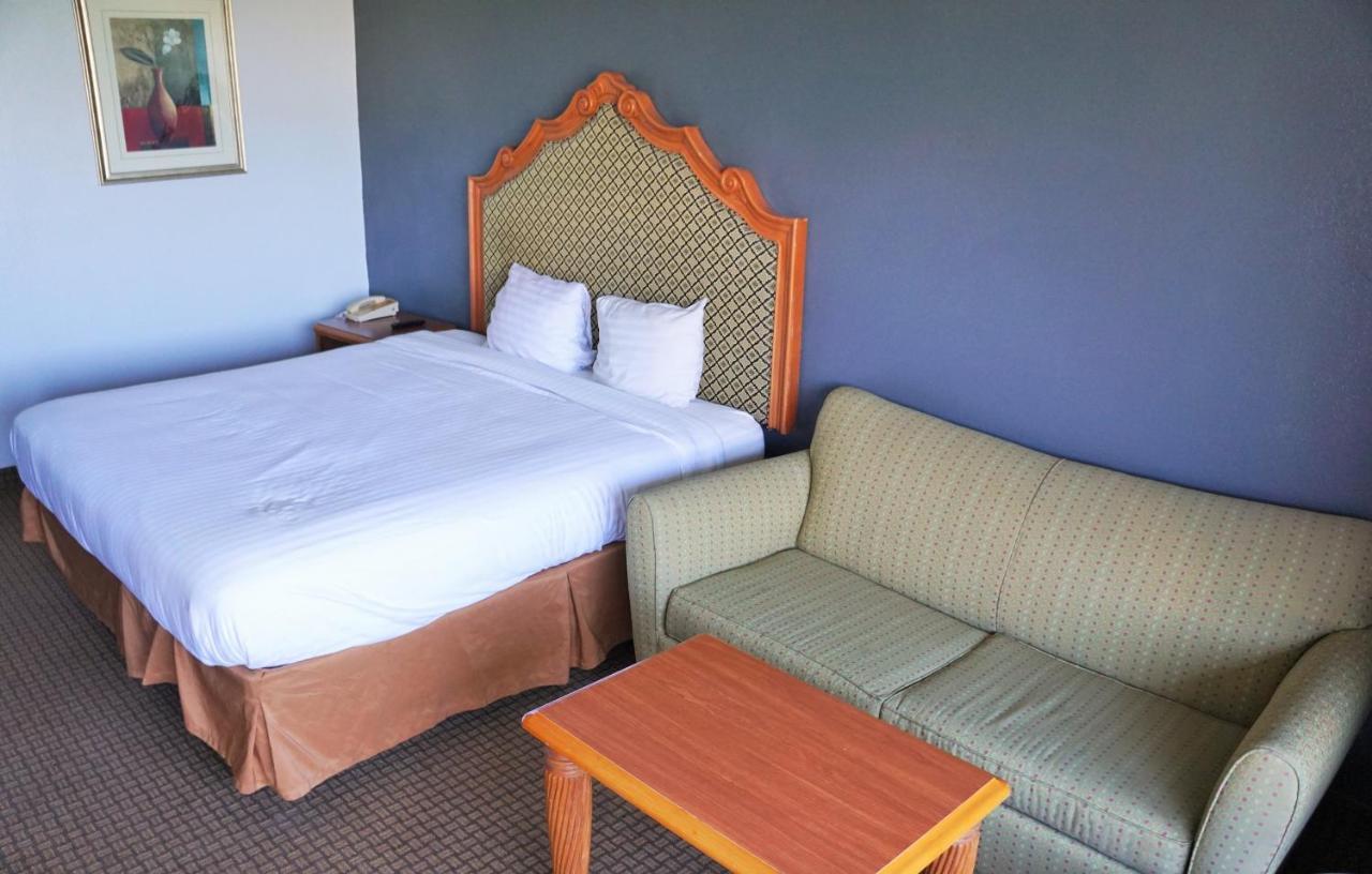 Hotel Elev8 Conroe Luaran gambar