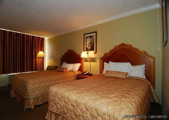 Hotel Elev8 Conroe Bilik gambar