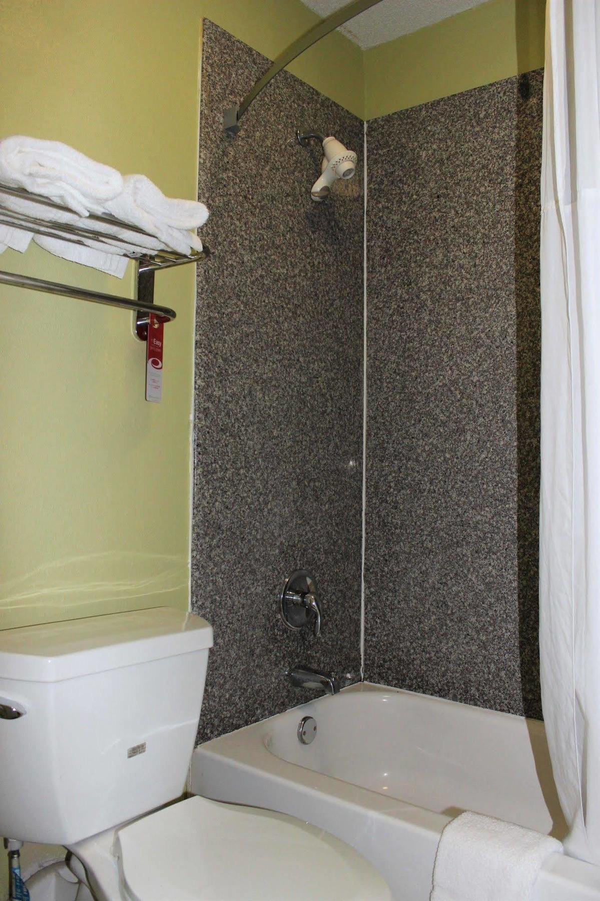 Hotel Elev8 Conroe Luaran gambar
